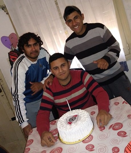 50c90852-048e-4ba6-8af9-f3ec98457863.jpg