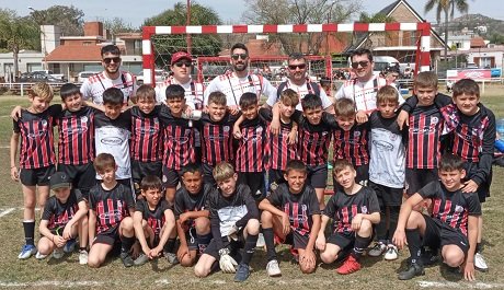 6f903a76-82d0-4fd6-adab-b3b63a6141f4.jpg