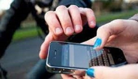 arrebato de celular.jpg